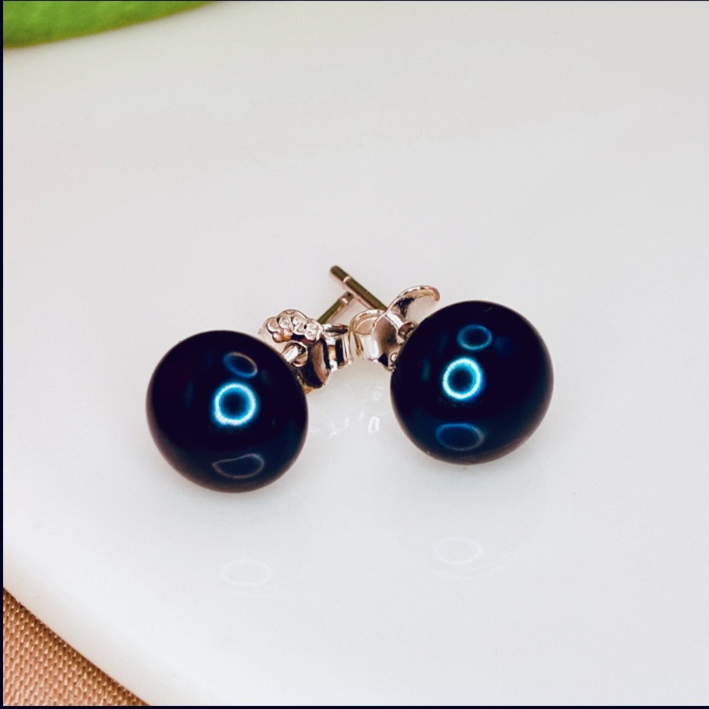 Natural Black Freshwater Pearl Stud Earrings in Solid 925 Sterling Silver